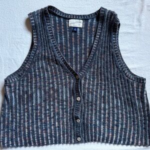 Universal Thread sweater vest